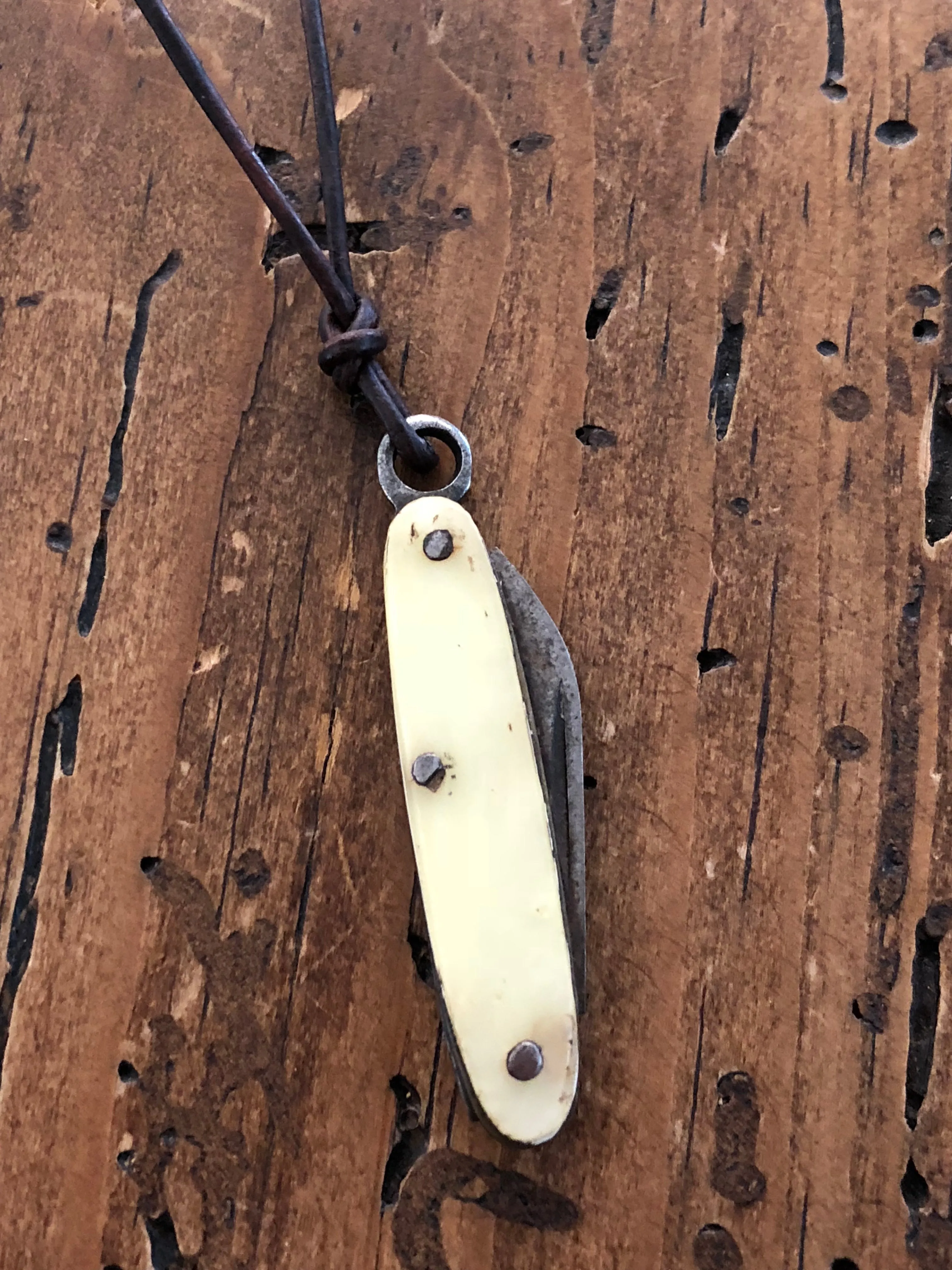 Geraldina Skinny Leather Necklace with Mini Knife