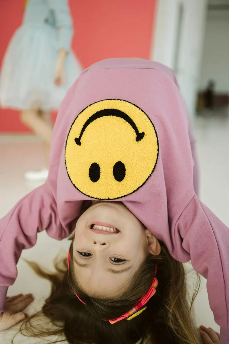 Sweatshirt | Smile Dark Pink | Petite Hailey